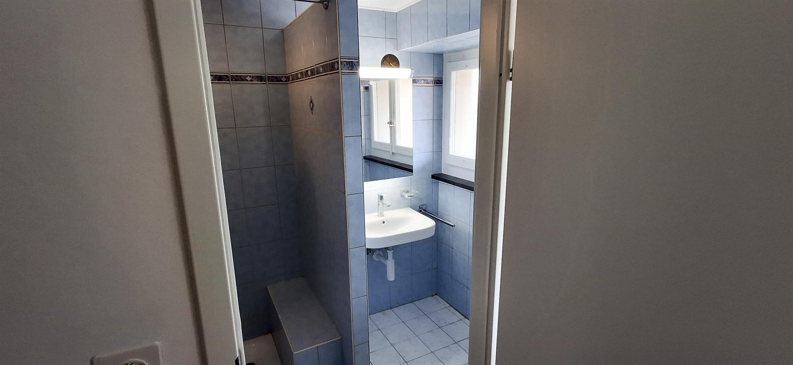 Rénovation de salle de bains avec nouveaux éléments