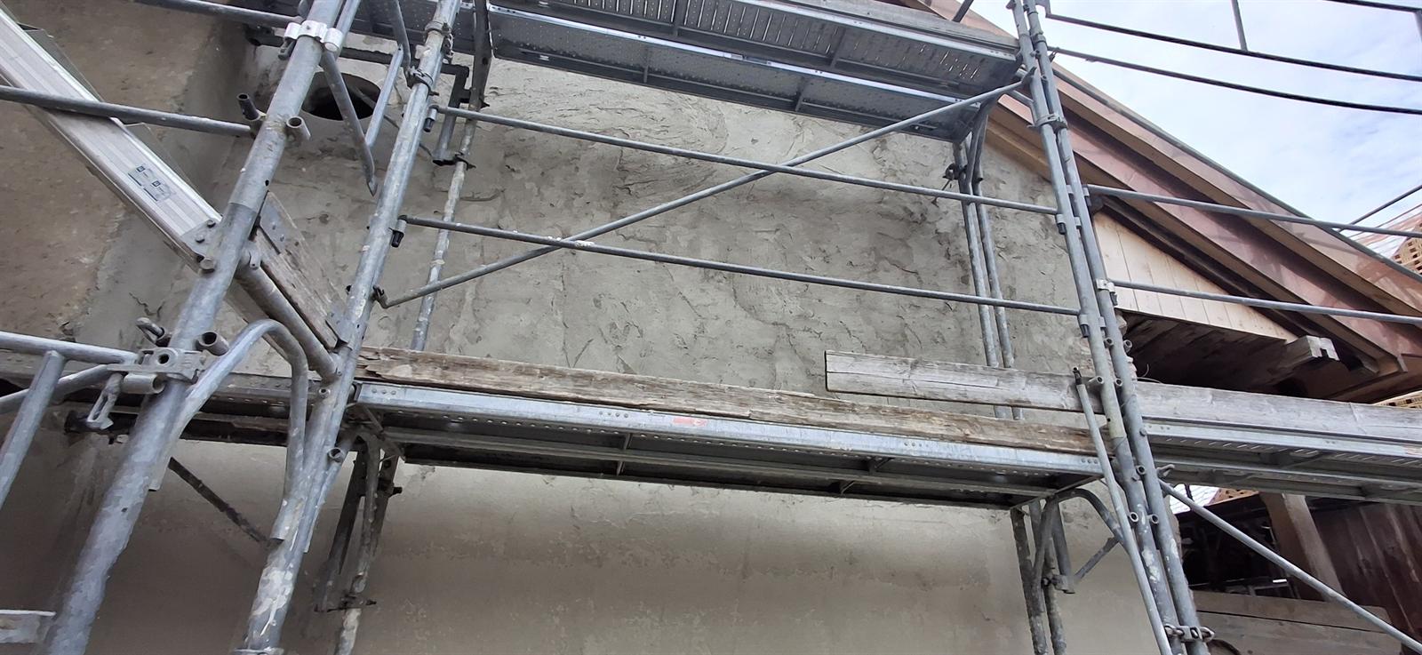Avant travaux — Crépi extérieur à la chaux — Baulmes